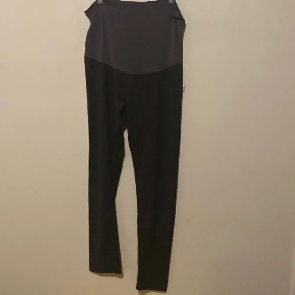 Bella Vida Black/Gray leggings, size XLarge